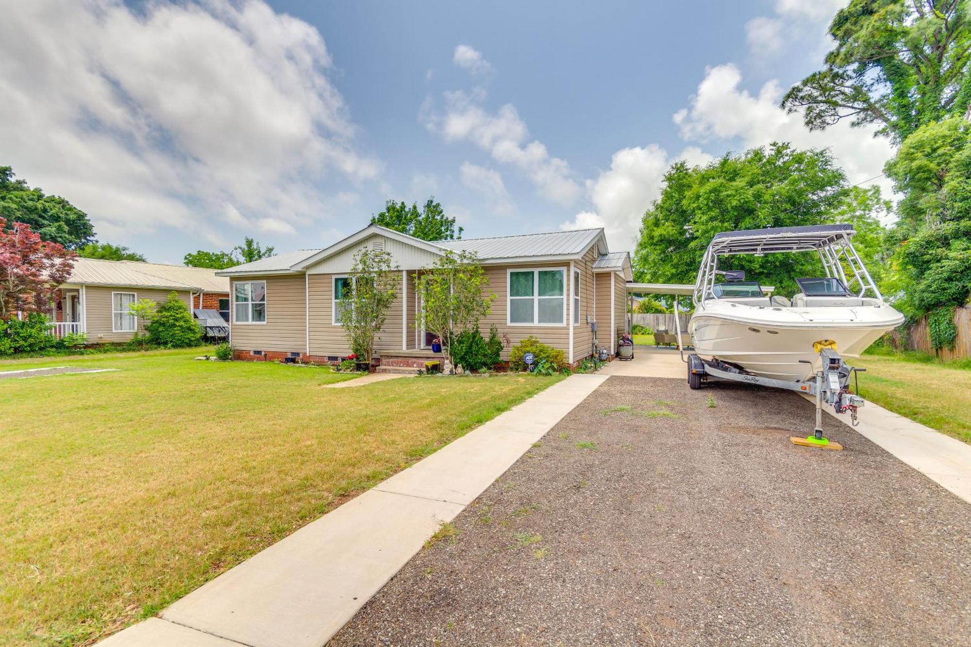 Pensacola Home With Private Spa Walk To Beach! Exterior photo