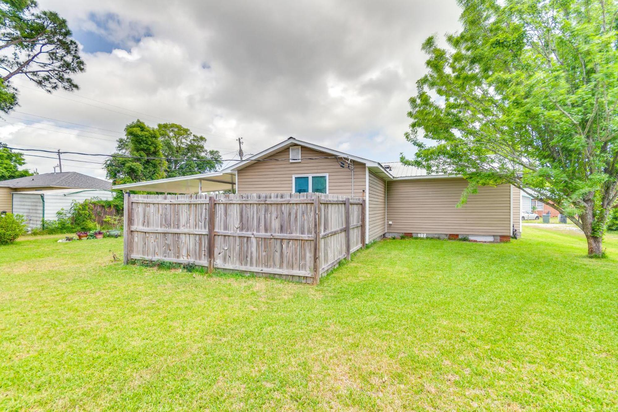 Pensacola Home With Private Spa Walk To Beach! Exterior photo